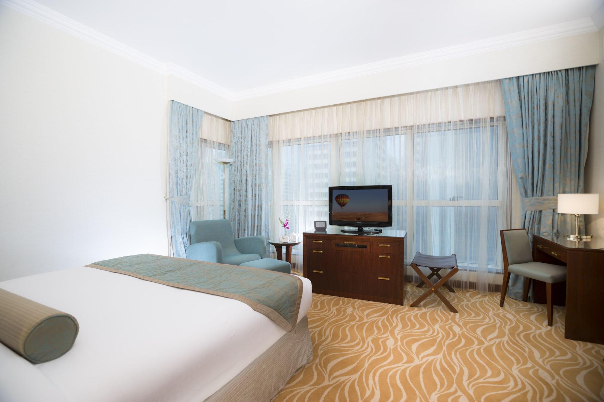 Grand Mercure Majlis Residences 5*
