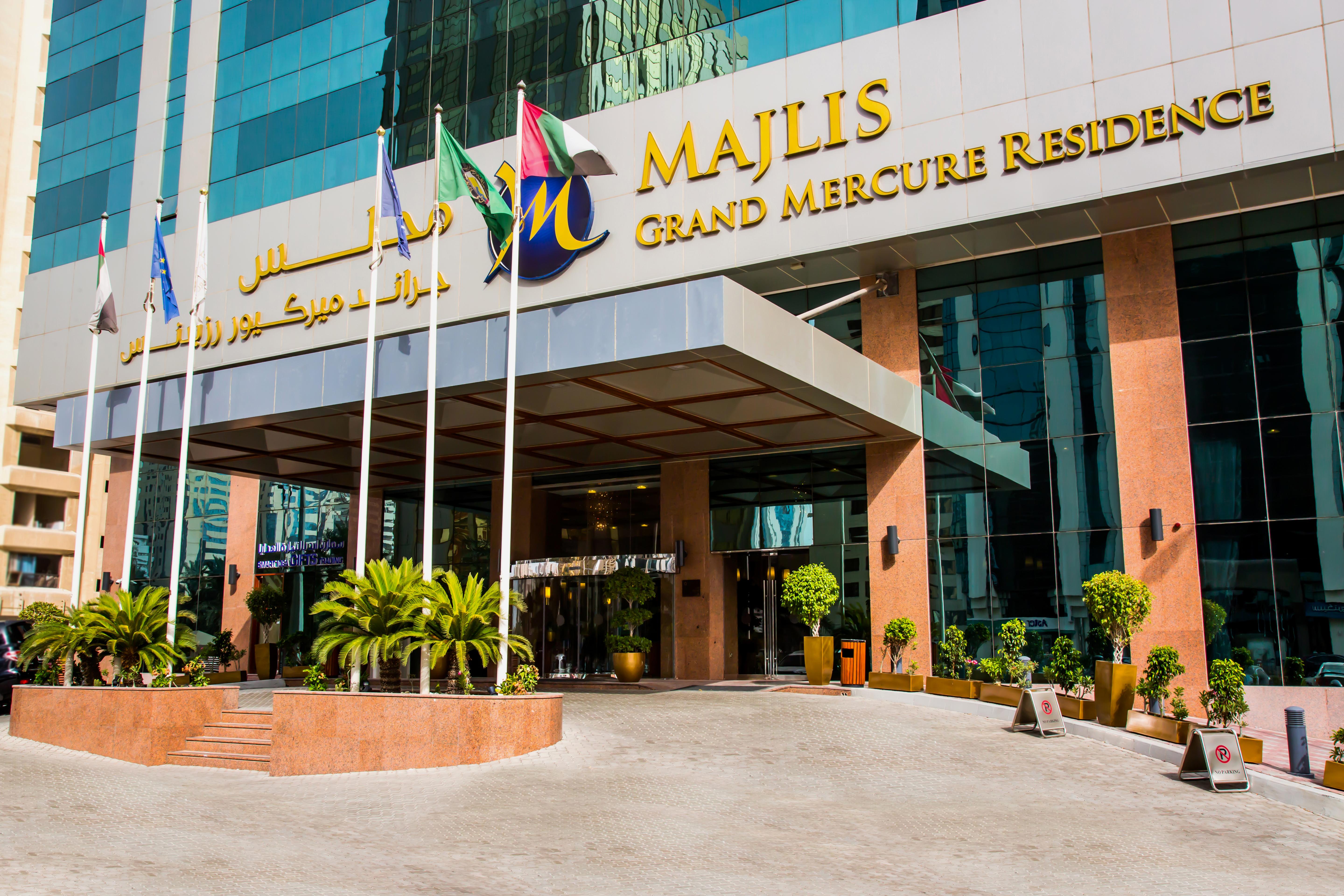 Grand Mercure Majlis Residences 5* Abu Dhabi